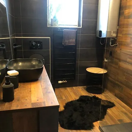 Garden House Apartment